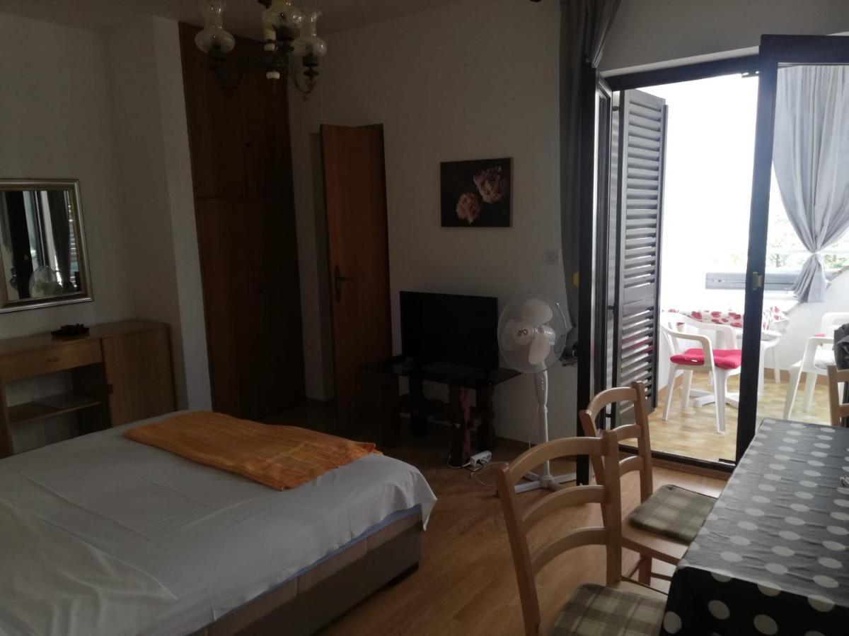 Apartamento Iva/Sepac 1 Krk Town Exterior foto